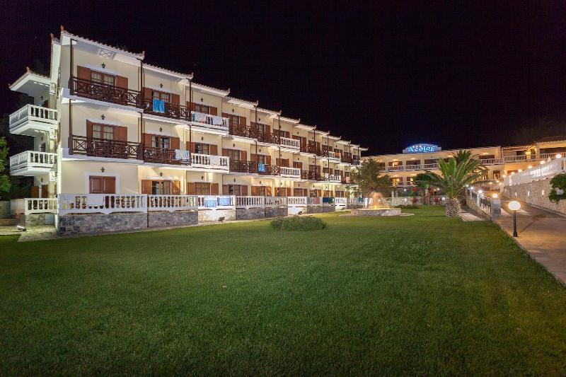 Aeolos Hotel Скопелос Екстериор снимка