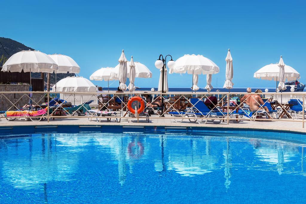 Aeolos Hotel Скопелос Екстериор снимка