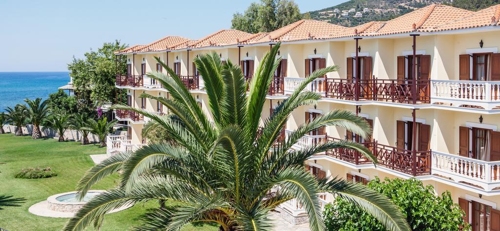 Aeolos Hotel Скопелос Екстериор снимка