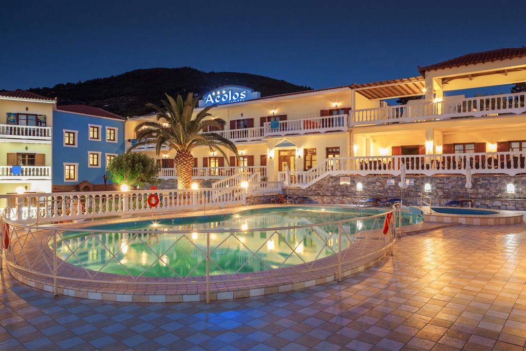 Aeolos Hotel Скопелос Екстериор снимка